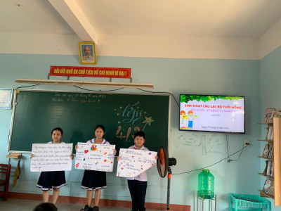 Rèn luyện kĩ năng sống thông qua mô hình câu lạc bộ học đường