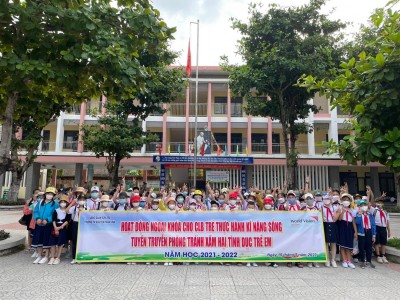 Trường TH Nguyễn Phan Vinh tổ chức Hoạt động ngoại khoá thực hành kĩ năng sống kết hợp tuyên truyền phòng chống xâm hại tình dục trẻ em năm học 2021 - 2022